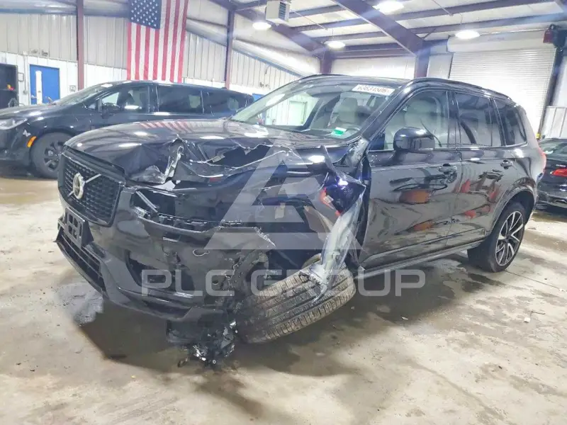 2023 Volvo XC90 фото
