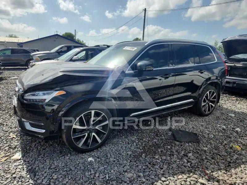 2023 Volvo XC90 фото