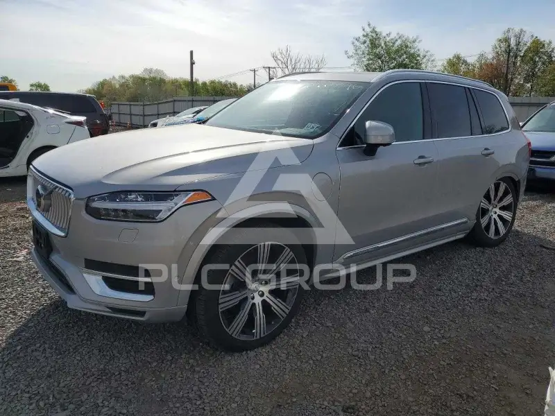 2023 Volvo XC90 фото