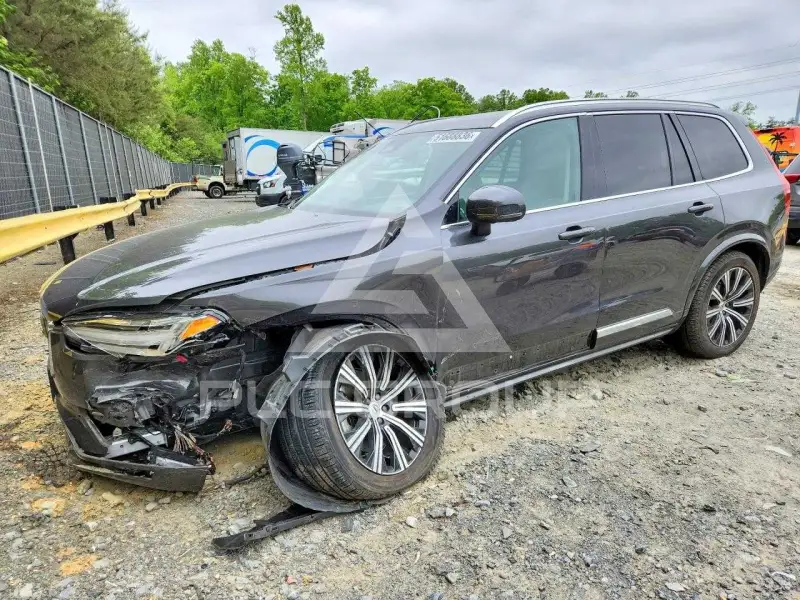 2023 Volvo XC90 фото
