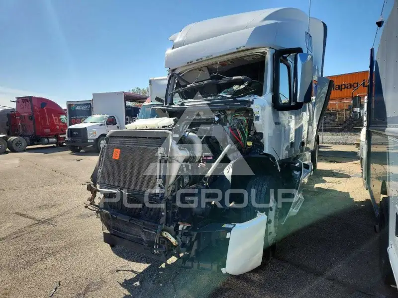 2023 Volvo VNL фото