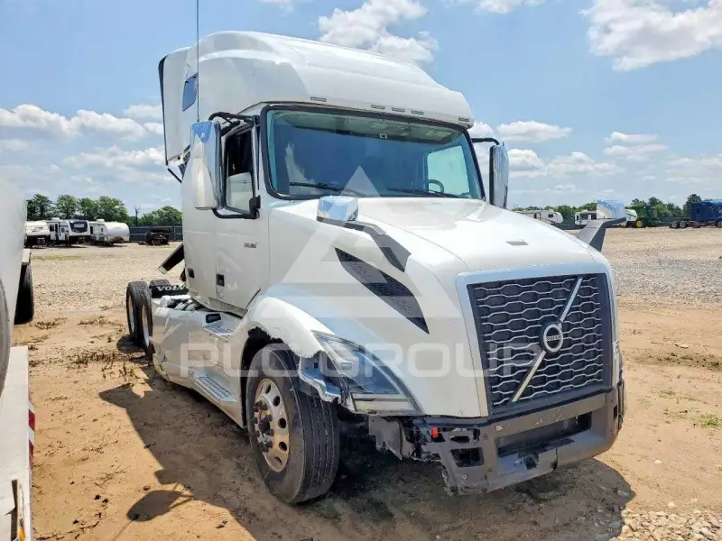 2023 Volvo VNL photo