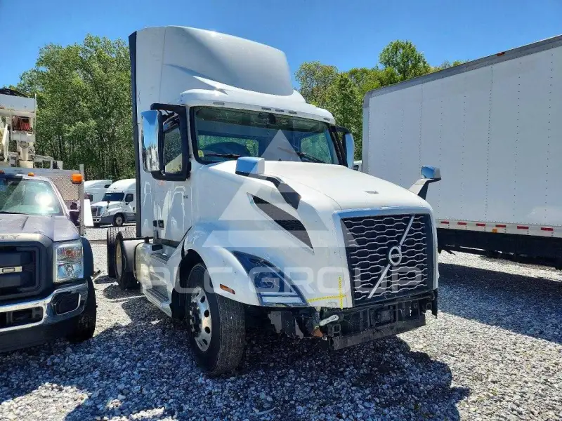 2023 Volvo VNL фото