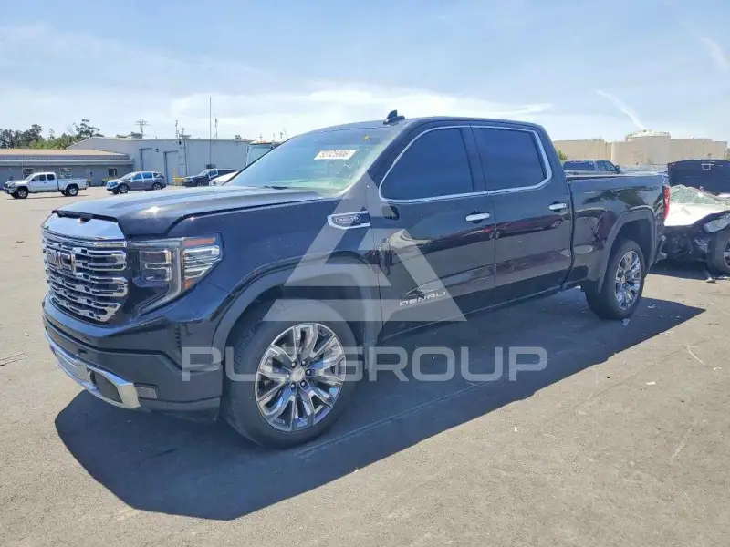 2023 GMC Sierra фото