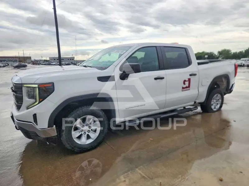 2023 GMC Sierra photo
