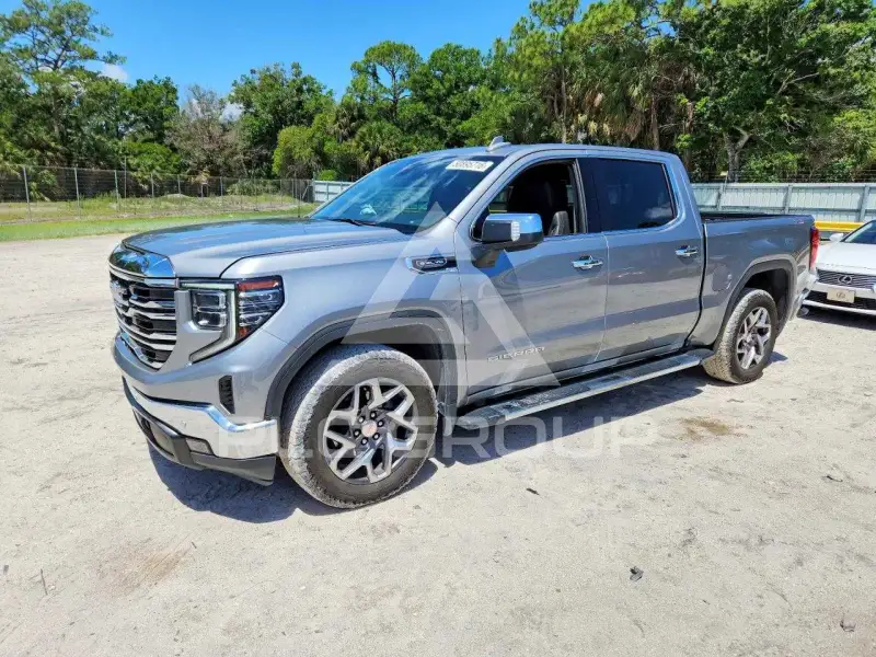 2023 GMC Sierra photo