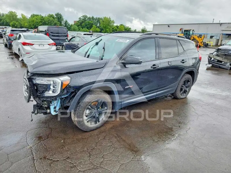 2023 GMC TERRAIN фото