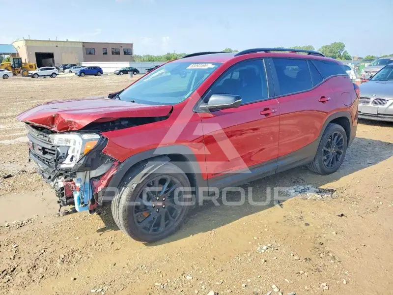2023 GMC TERRAIN photo