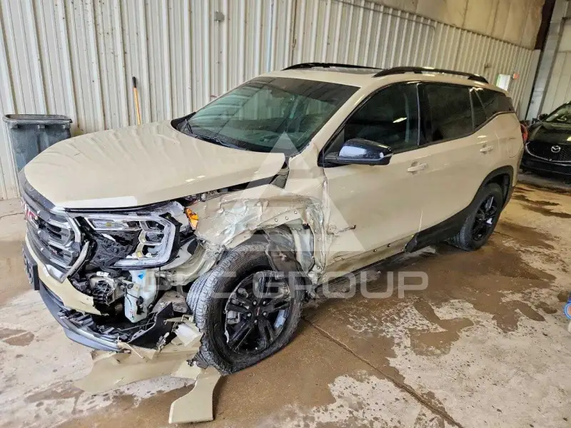 2023 GMC TERRAIN фото