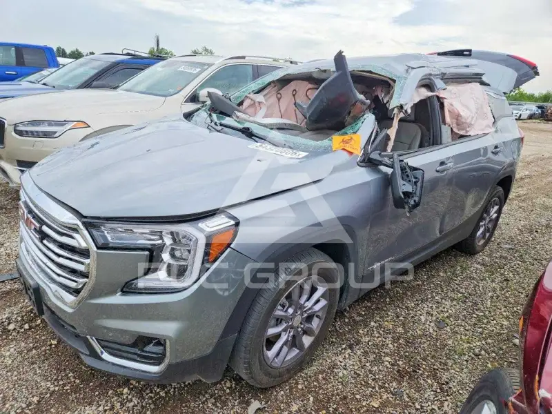 2023 GMC TERRAIN фото