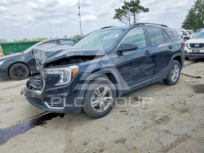 2023 GMC TERRAIN photo