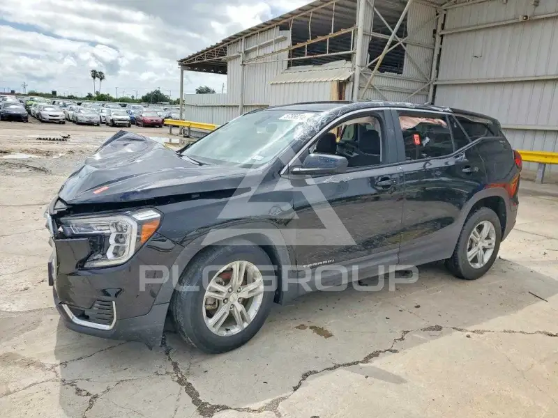 2023 GMC TERRAIN photo