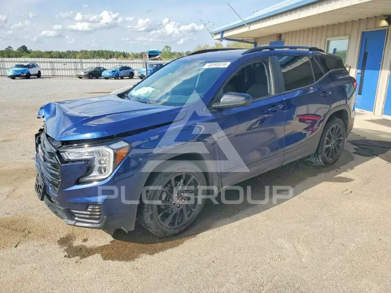 2023 GMC TERRAIN photo