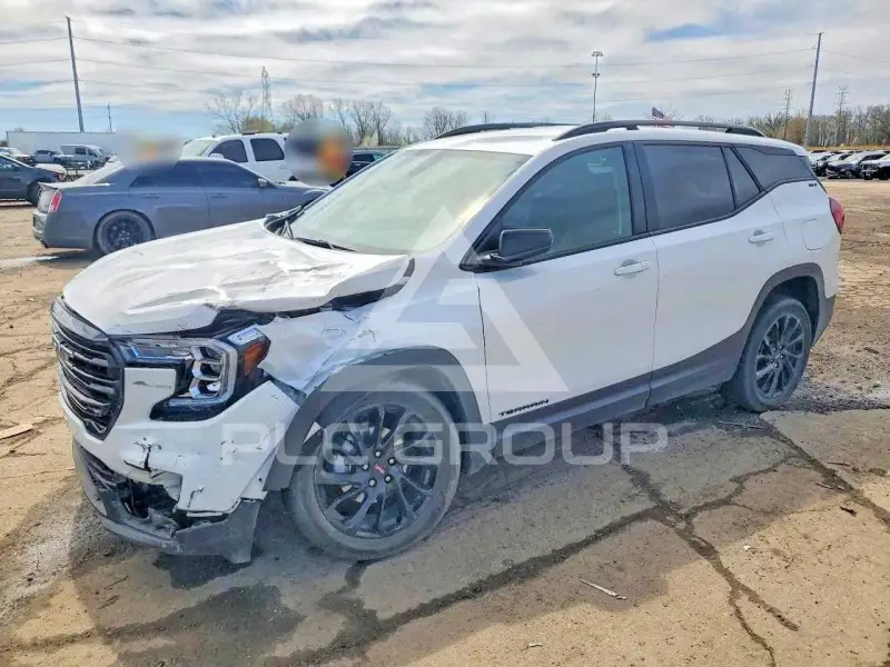 2023 GMC TERRAIN фото