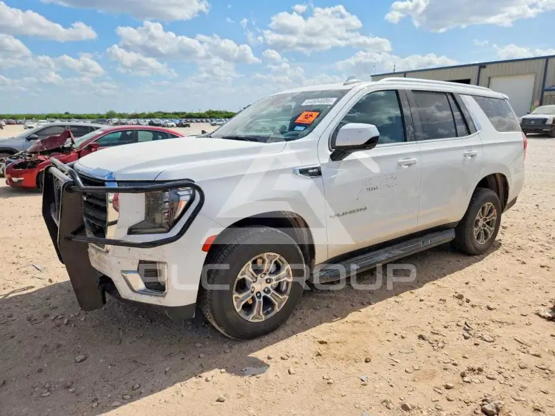 2023 GMC YUKON фото