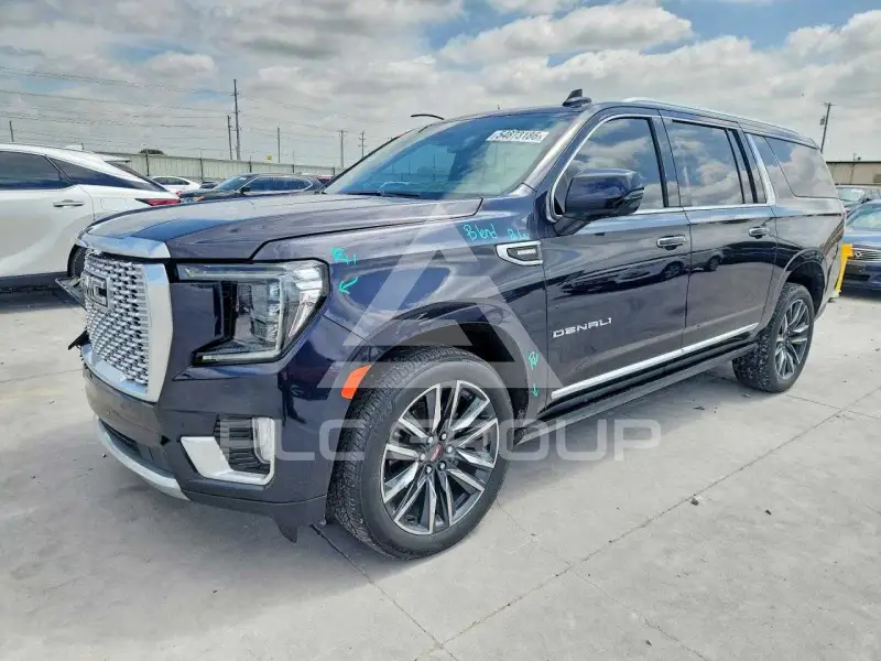 2023 GMC YUKON фото