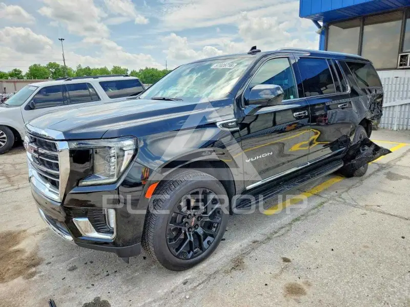 2023 GMC YUKON фото