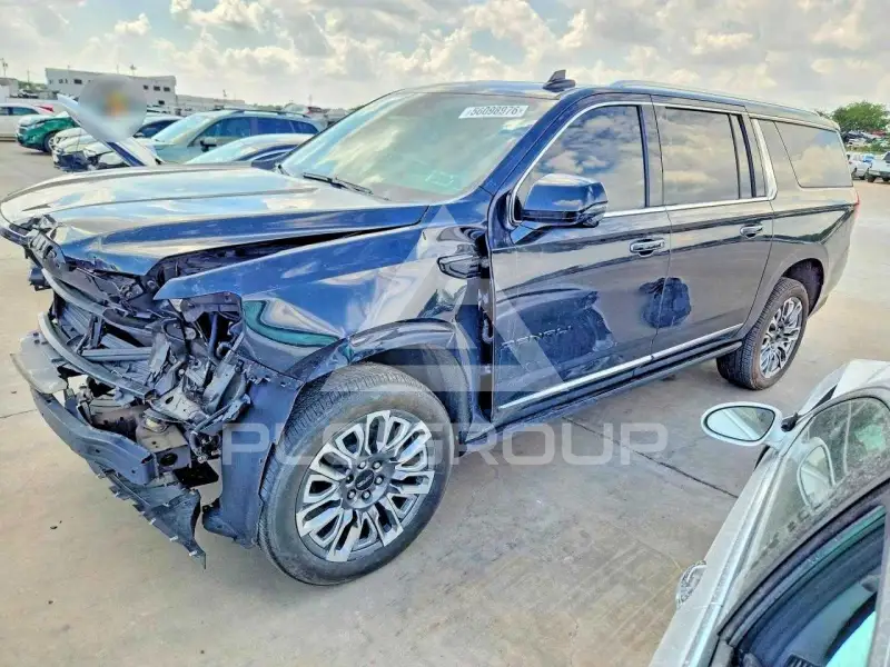 2023 GMC YUKON фото