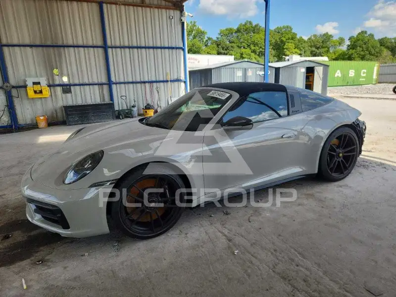 2023 Porsche 911 photo