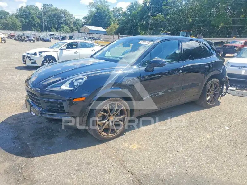 2023 Porsche Cayenne photo