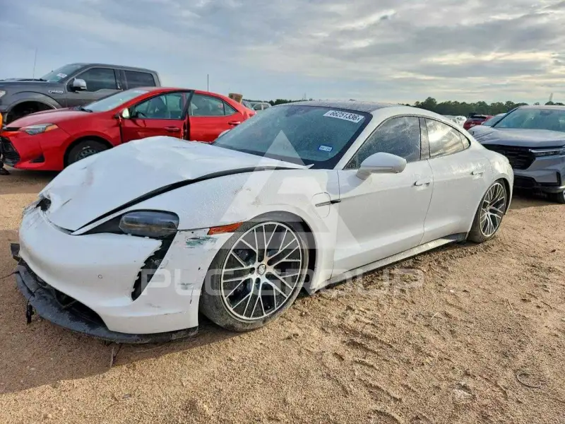 2023 Porsche Taycan photo