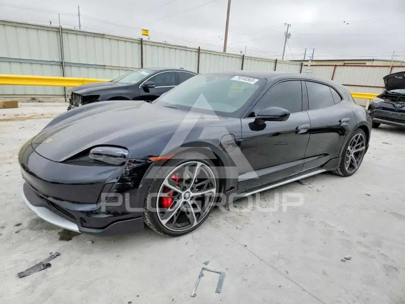 2023 Porsche Taycan photo