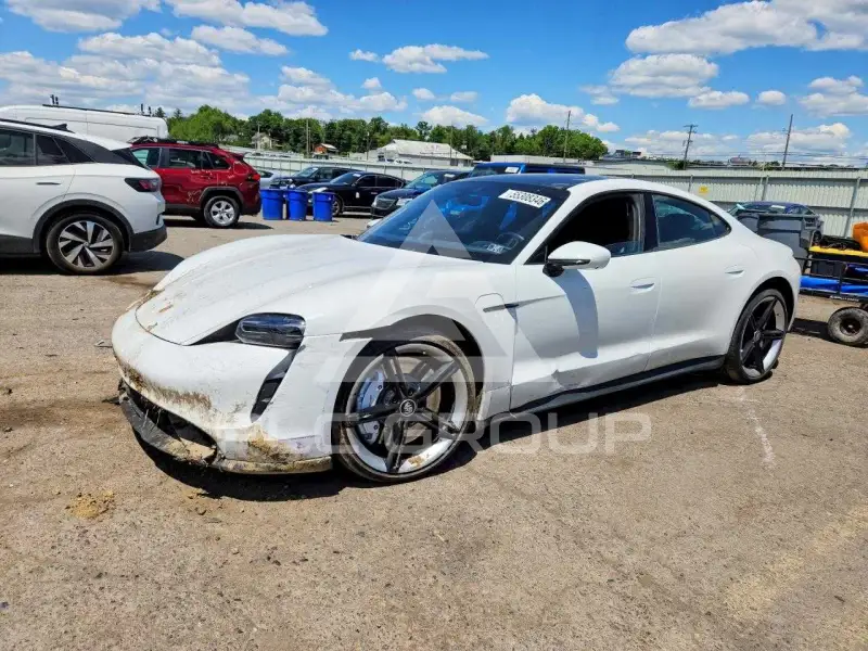 2023 Porsche Taycan фото