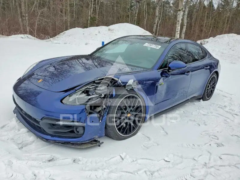 2023 Porsche Panamera фото