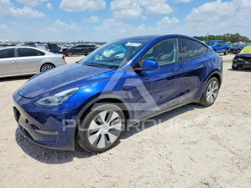 2023 Tesla Model Y фото