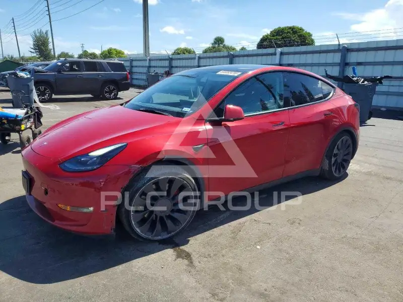 2023 Tesla Model Y фото