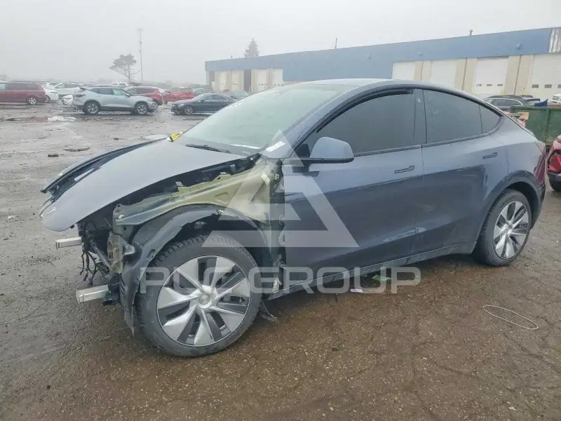 2023 Tesla Model Y photo