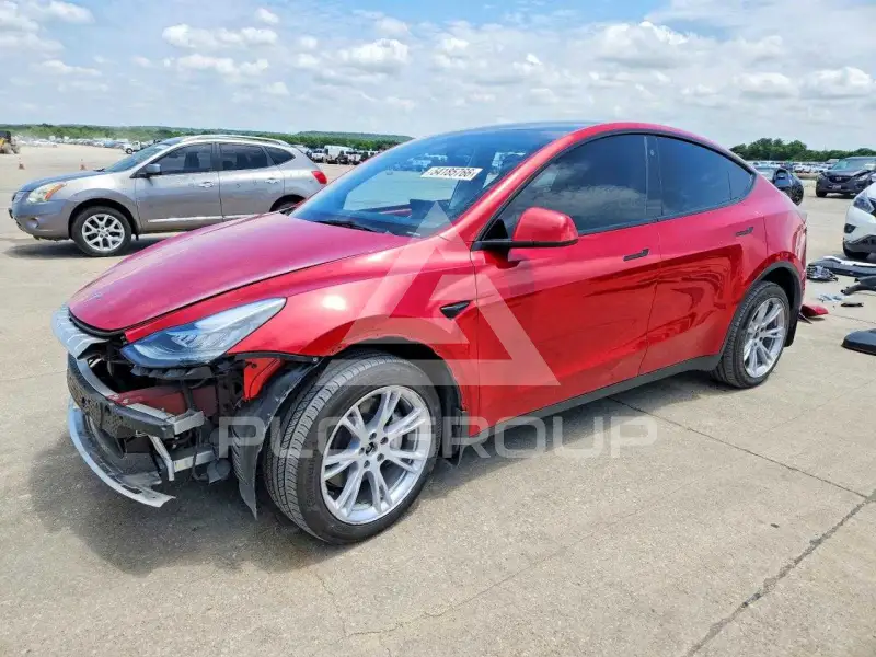 2023 Tesla Model Y фото