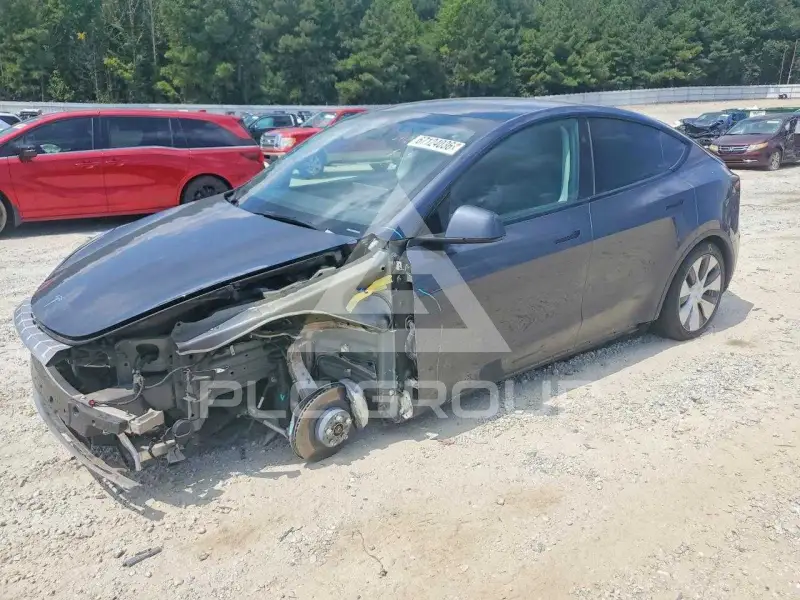 2023 Tesla Model Y фото