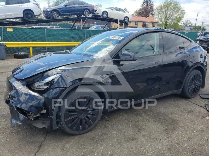2023 Tesla Model Y фото