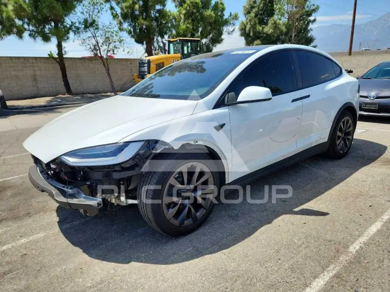 2023 Tesla Model X фото