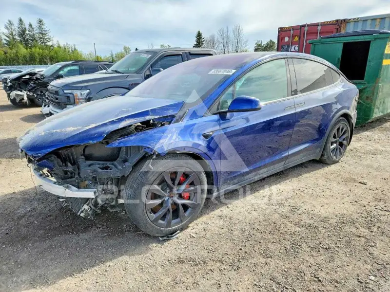 2023 Tesla Model X фото