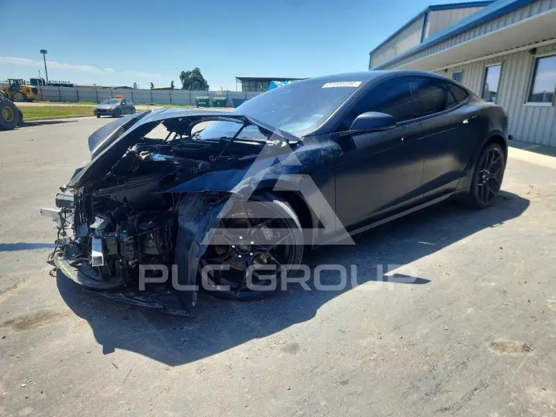 2023 Tesla Model S фото