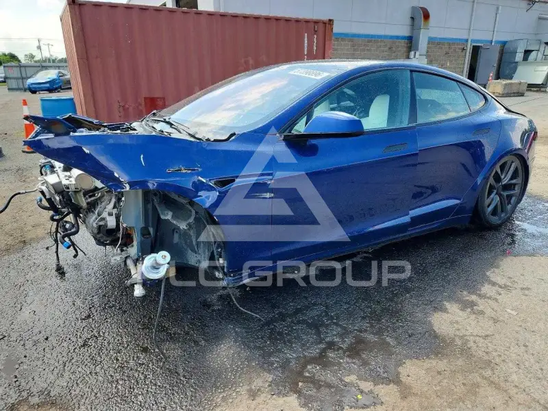 2023 Tesla Model S фото