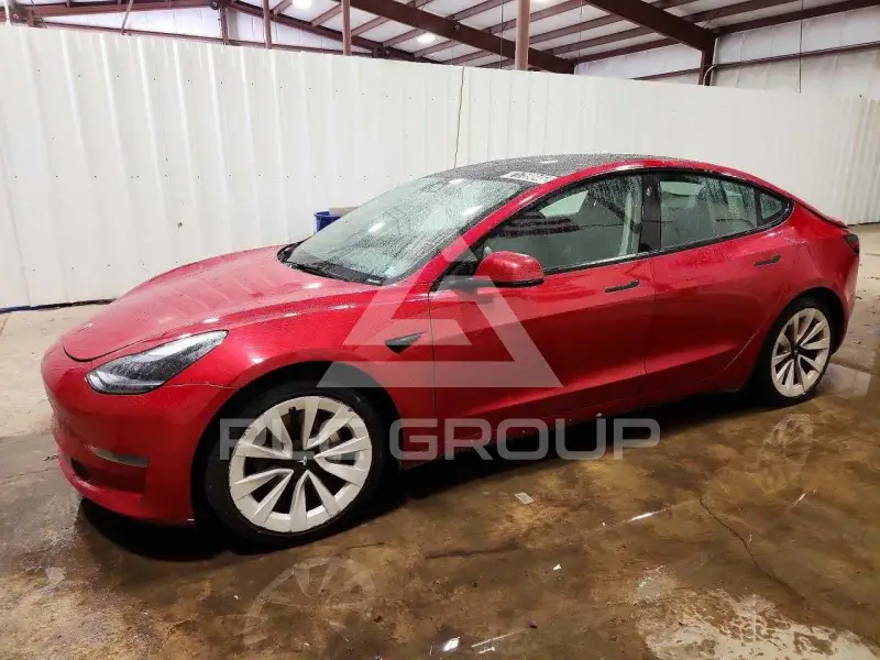 2023 Tesla Model 3 фото