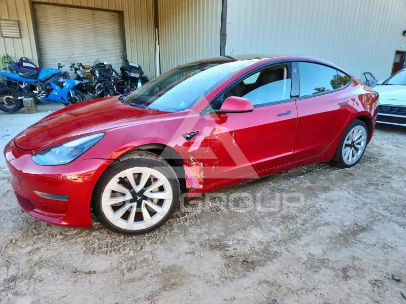 2023 Tesla Model 3 фото