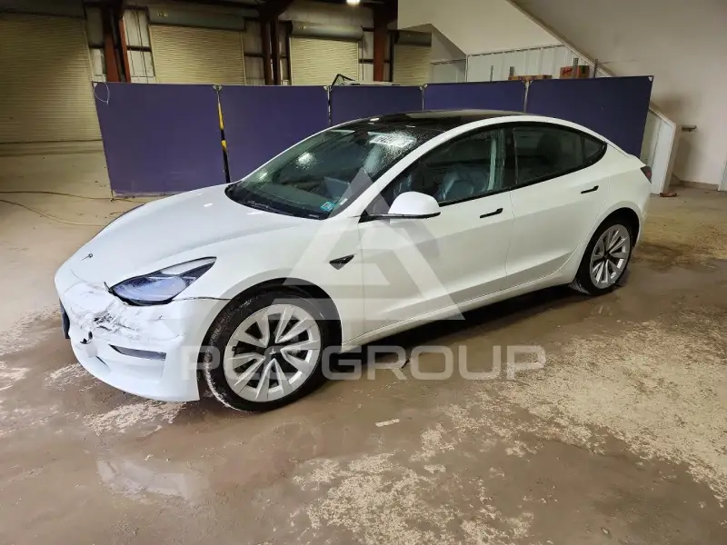 2023 Tesla Model 3 photo