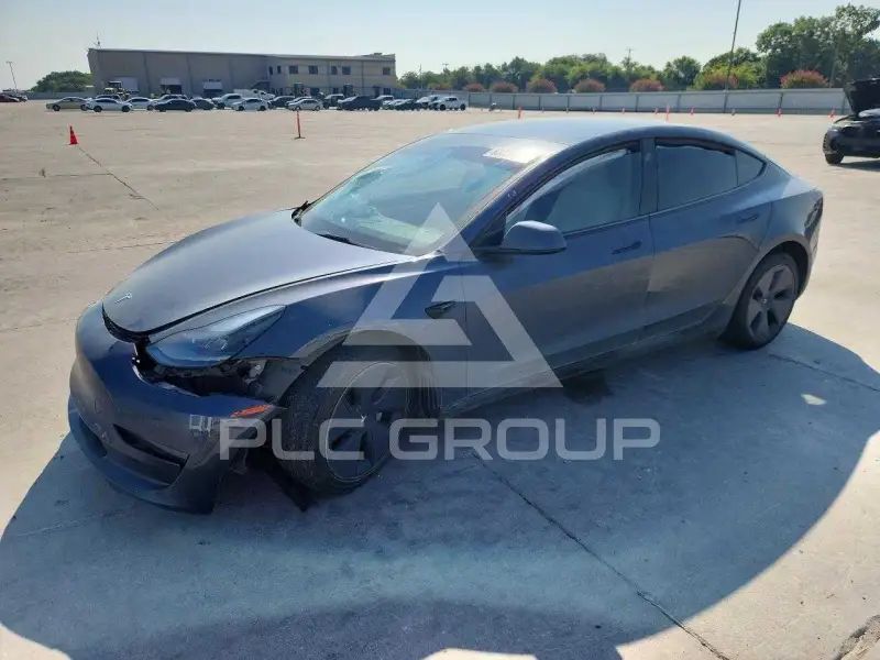 2023 Tesla Model 3 фото