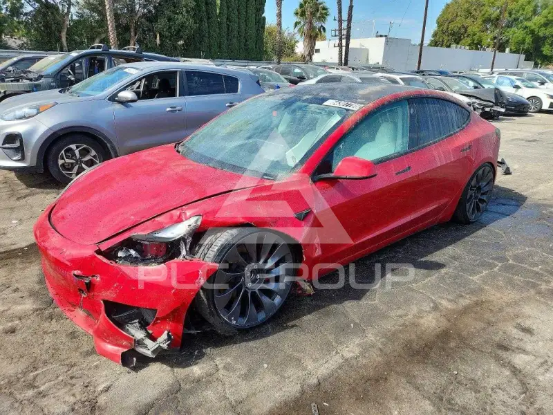 2023 Tesla Model 3 фото