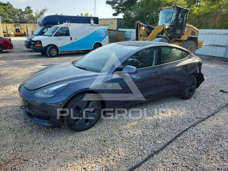 2023 Tesla Model 3 photo
