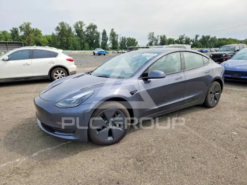 2023 Tesla Model 3 photo