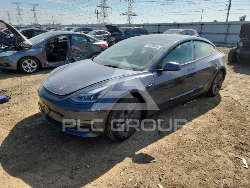 2023 Tesla Model 3 фото