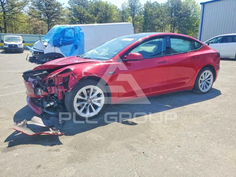2023 Tesla Model 3 фото