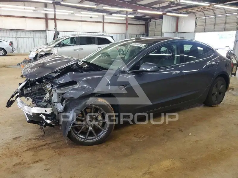 2023 Tesla Model 3 photo