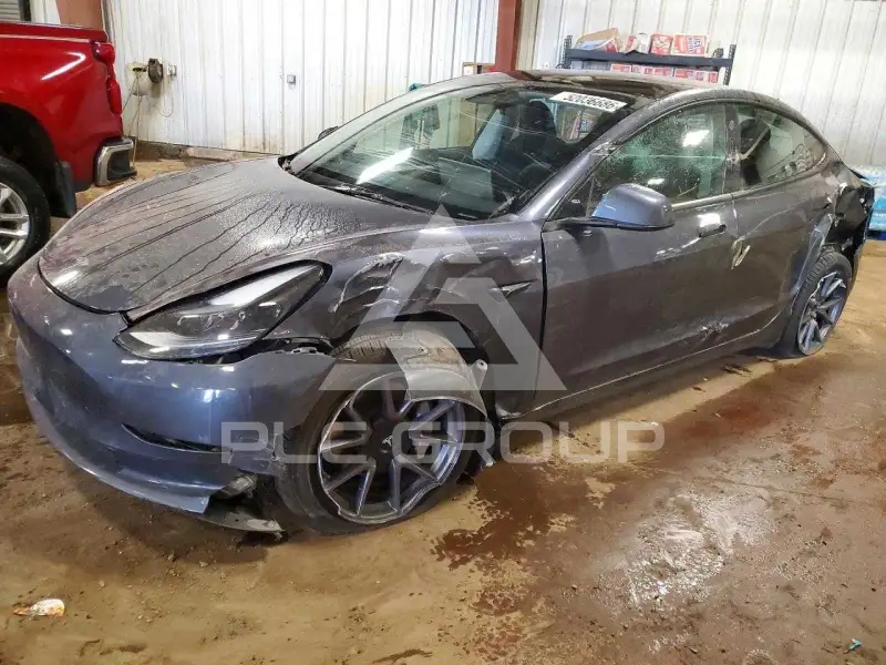 2023 Tesla Model 3 photo