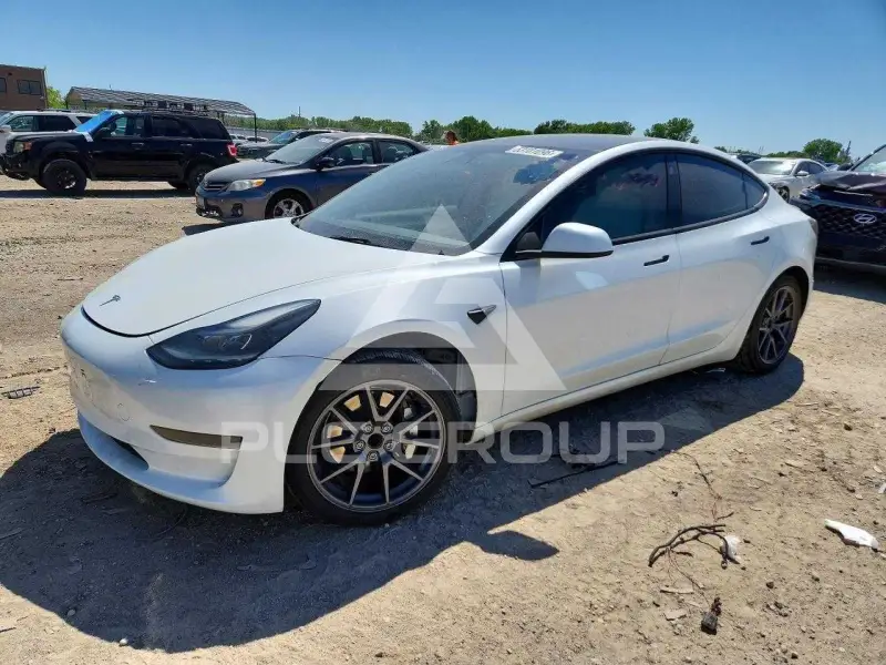 2023 Tesla Model 3 photo